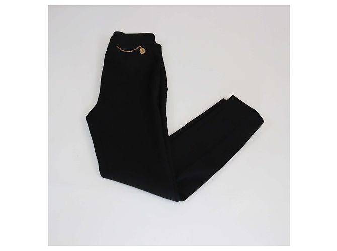 Schwarze Hose mit Kettendetails von Louis Vuitton - Ansicht 3