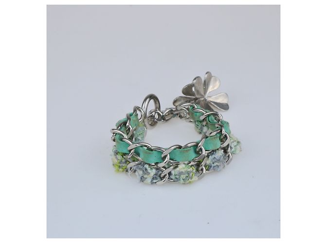 Chanel Bracciale CC con Charm Portafortuna in Catena Verde/Argento - vista 2
