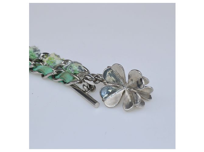 Chanel Bracciale CC con Charm Portafortuna in Catena Verde/Argento - vista 3