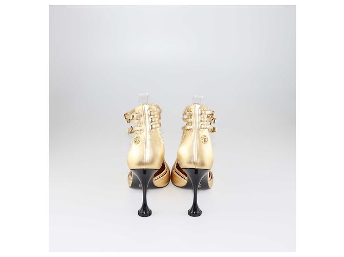 Chanel Gold Interlocking CC Logo T Strap Pumps Golden - view 5