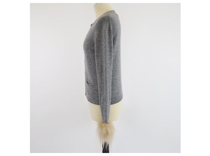 Cardigan grigio in maglia con rifinitura in shearling di Prada - vista 2