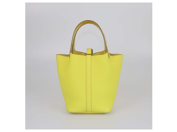 Borsa Picotin Lock 18 in alligatore Mimosa/Lime e pelle Clémence di Hermès D'oro - vista 3