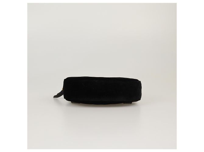 Belt bag GG Marmont in velluto nero matelassé Gucci - vista 4