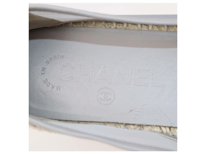 Chanel Graue/schwarze Mesh CC Ballerinas mit Zehenkappe - Ansicht 6
