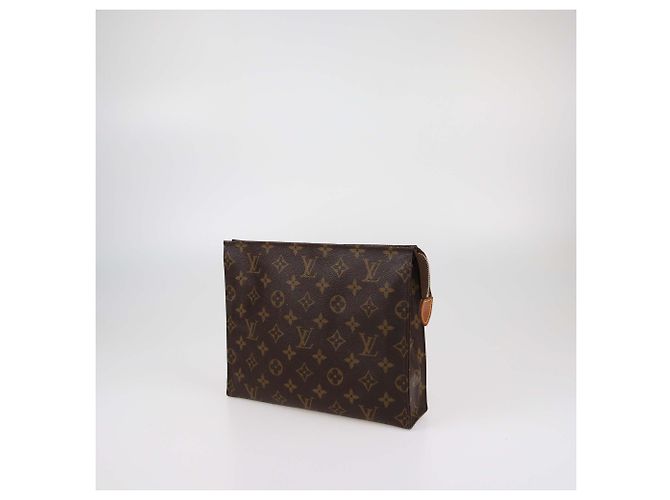 Neceser 26 en Lona Monogram de Louis Vuitton - vista 2