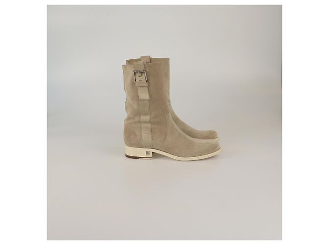 Botas midi con detalle de hebilla beige claro Chanel - vista 3