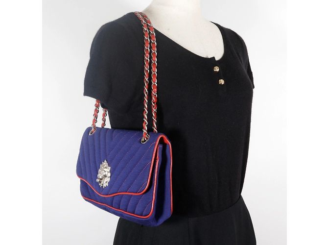 Borsa a spalla con doppia catena Chanel Rosso Blu navy - vista 16