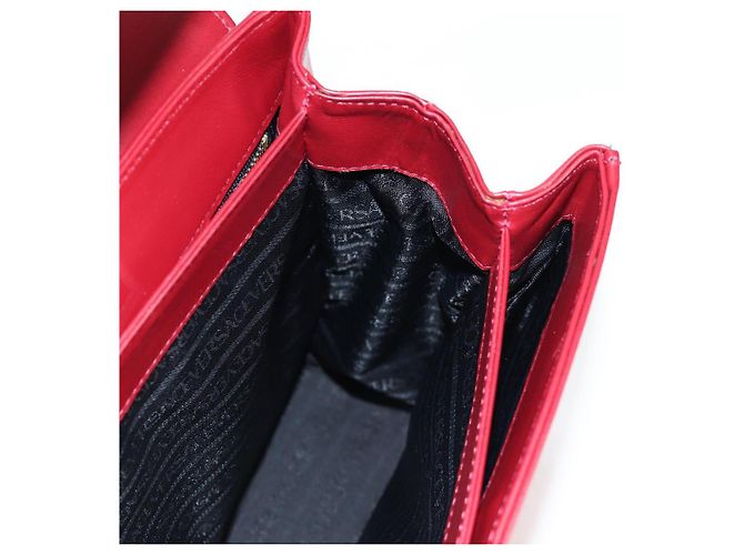 Borsa a mano VERSACE in pelle rossa e oro Auth ac3851V Rosso D'oro - vista 19