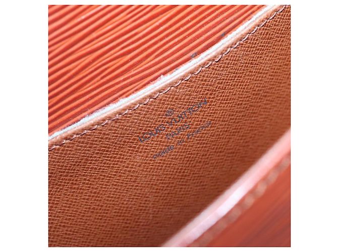 LOUIS VUITTON Epi Saint Cloud PM Shoulder Bag Brown M52213 LV Auth 134622 - view 18