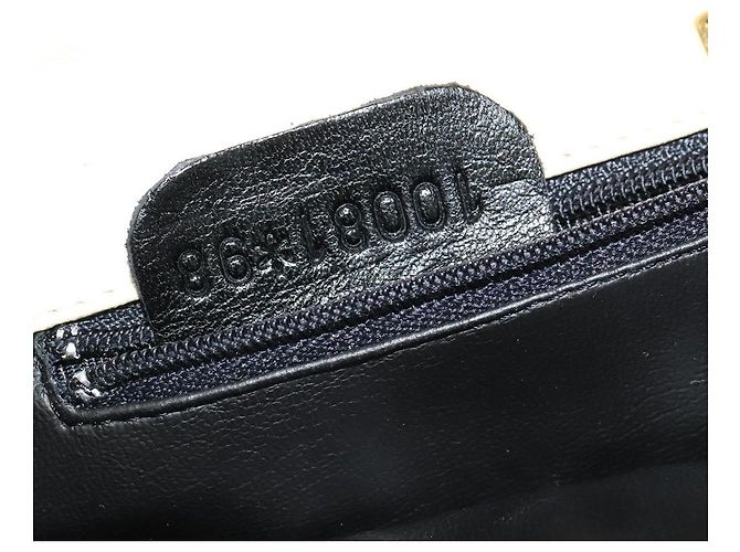 BALLY Borsa a Spalla in Pelle Bianca e Oro Auth bs28307 Bianco D'oro - vista 23