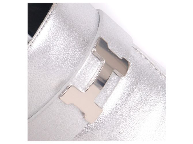HERMÈS - Hermès Trocadéro Mules aus silbernem Leder (Größe 37) - Ansicht 3