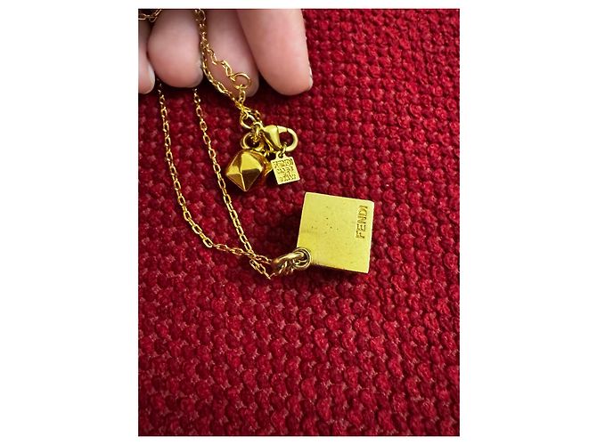 Collana Fendi placcata oro con cubo nero D'oro - vista 4
