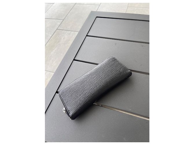 Zippy Louis Vuitton Horizontale Lederbörse mit Struktur Schwarz - Ansicht 7