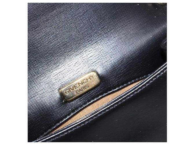 Bolsa de Ombro GIVENCHY em Couro Preto e Ouro Auth bs28141 Dourado - vista 16