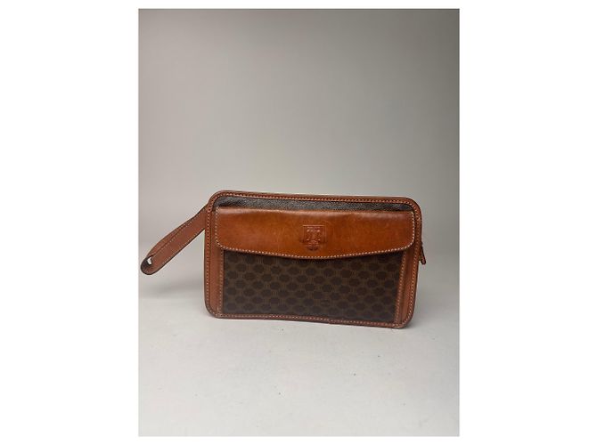 Céline Clutch in pelle monogramma Triomphe vintage Celine Paris marrone - vista 13
