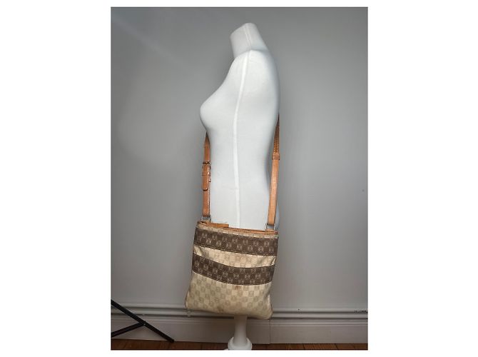 Borsa a spalla in tela monogramma Loewe Madrid in pelle beige e marrone - vista 10