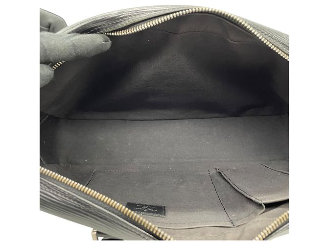 Borsa a mano lunga Vivienne Epi di Louis Vuitton Nero - vista 14