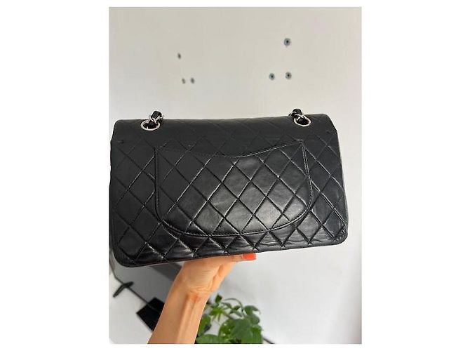 Borsa Chanel Timeless in pelle d'agnello nera 25 Nero - vista 3