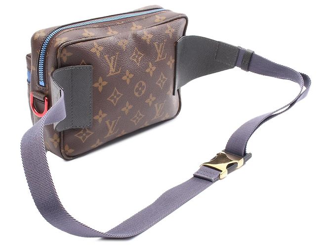 Bumbag esterno Monogram marrone Kim Jones Louis Vuitton - vista 2