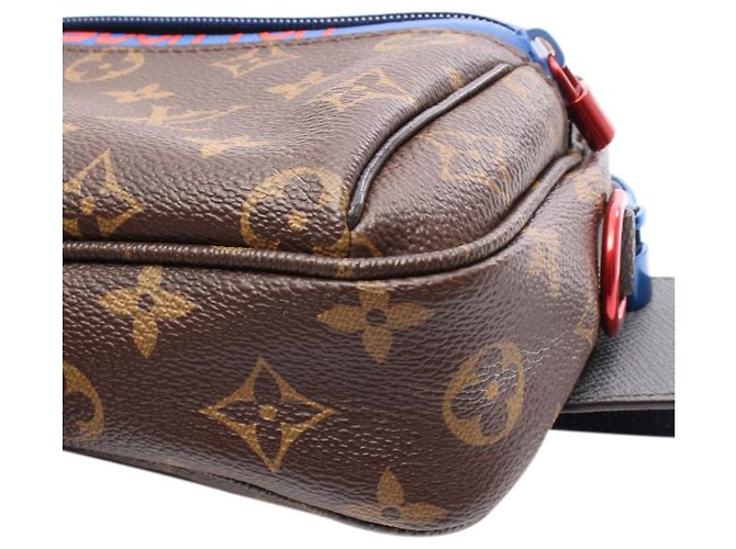 Bumbag esterno Monogram marrone Kim Jones Louis Vuitton - vista 9