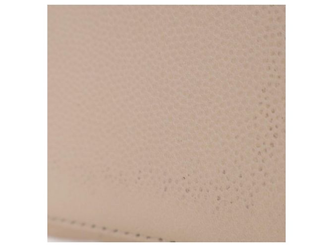 Chanel Mini Vanity Case in Caviar Iridescente Marrone Trapuntato con Catena e Perla in Alto Beige - vista 12