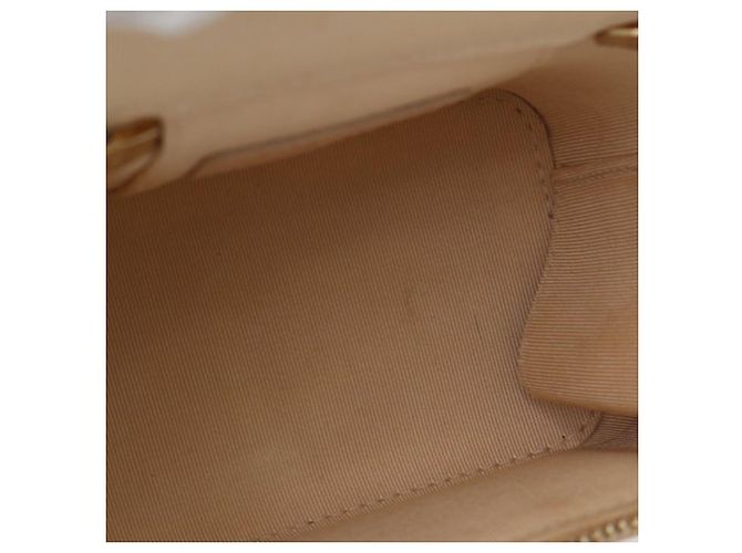 Chanel Mini Vanity Case in Caviar Iridescente Marrone Trapuntato con Catena e Perla in Alto Beige - vista 6