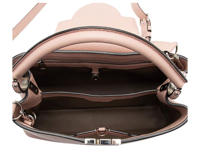 Borsa Capucines PM in Taurillon Louis Vuitton Rosa - vista 4