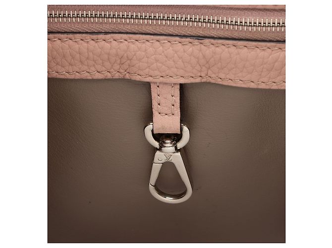 Borsa Capucines PM in Taurillon Louis Vuitton Rosa - vista 5