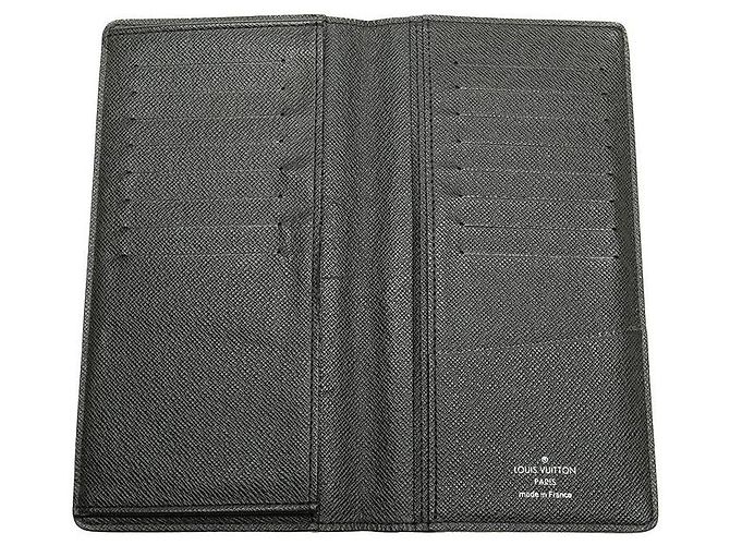 Portafoglio Lungo Ulon Taiga di Louis Vuitton Nero - vista 7