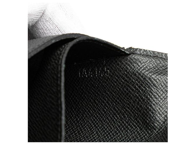 Portafoglio Lungo Ulon Taiga di Louis Vuitton Nero - vista 9
