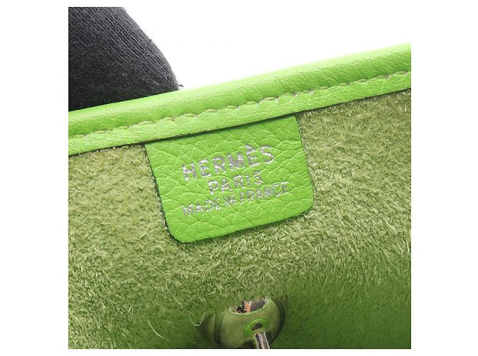 Hermès Borsa a spalla Hermes Vespa TPM in Taurillon Clemence Verde - vista 4