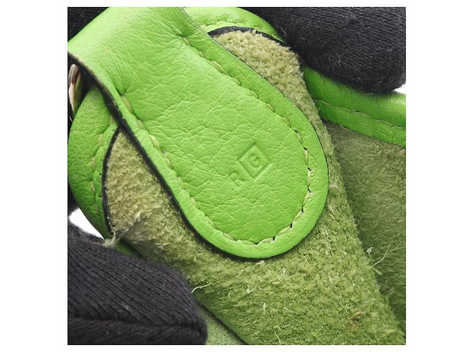 Hermès Borsa a spalla Hermes Vespa TPM in Taurillon Clemence Verde - vista 5