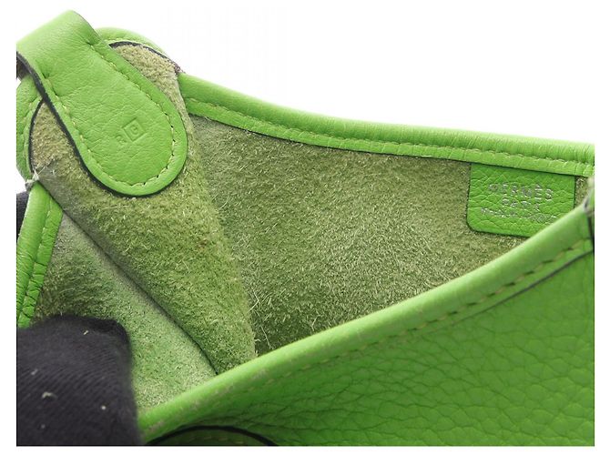 Hermès Borsa a spalla Hermes Vespa TPM in Taurillon Clemence Verde - vista 7