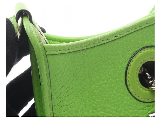 Hermès Borsa a spalla Hermes Vespa TPM in Taurillon Clemence Verde - vista 9