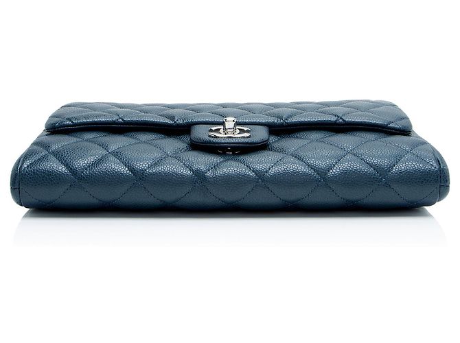 Gabrielle Clutch a tracolla in pelle caviar di Chanel Blu - vista 3