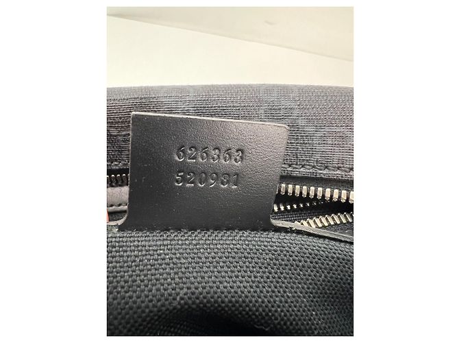 Borsa a tracolla quadrata Gucci GG Supreme Selleria nera Nero - vista 8