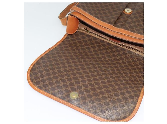 Céline Borsa a Spalla in Tela Macadam CELINE in Pelle PVC Marrone Oro Auth bs28301 D'oro - vista 10