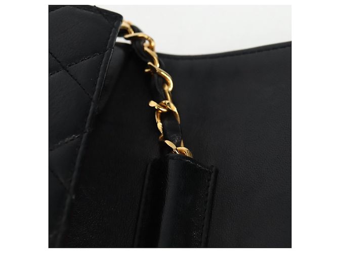 CHANEL Borsa a Spalla Matelassé in Pelle di Agnello 2 in 1 Nero Oro CC Auth 129737SV D'oro - vista 23
