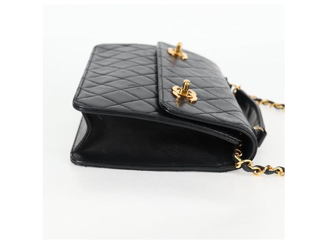 CHANEL Borsa a Spalla Matelassé in Pelle di Agnello 2 in 1 Nero Oro CC Auth 129737SV D'oro - vista 4