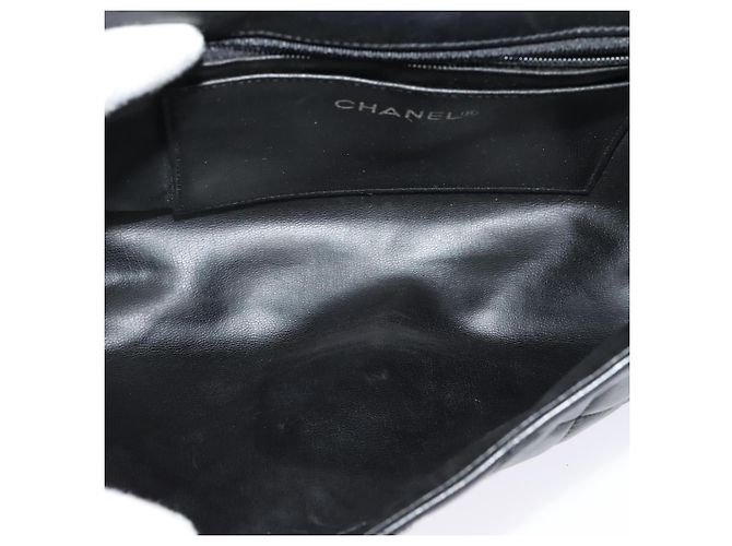 CHANEL Borsa a Spalla Matelassé in Pelle di Agnello Nera Oro CC Auth bs28257 Nero D'oro - vista 10