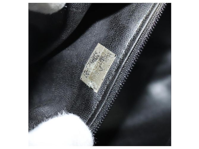 CHANEL Borsa a Spalla Matelassé in Pelle di Agnello Nera Oro CC Auth bs28257 Nero D'oro - vista 11