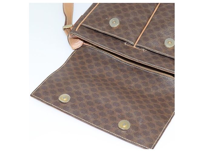 Céline Borsa a Spalla in Tela Macadam CELINE in Pelle PVC Marrone Oro Auth 132726 D'oro - vista 10