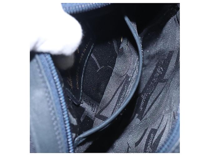 Borsa a Spalla Vala in Camoscio Blu Navy e Oro Auth BA4188 di Salvatore Ferragamo D'oro - vista 21