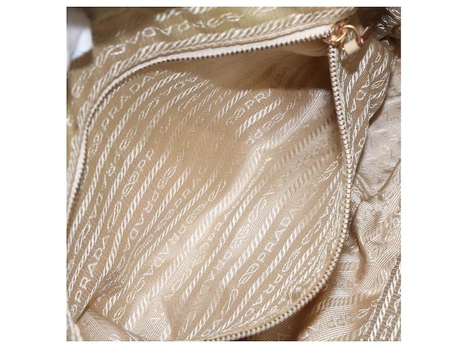 PRADA Borsa a mano in nylon beige oro Auth 132576 D'oro - vista 21