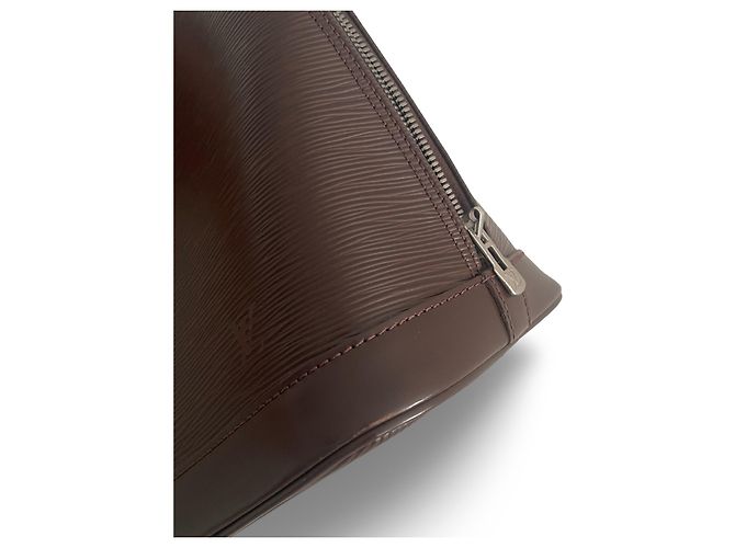 Louis Vuitton Alma PM Handbag Chocolate Epi Leather - view 8