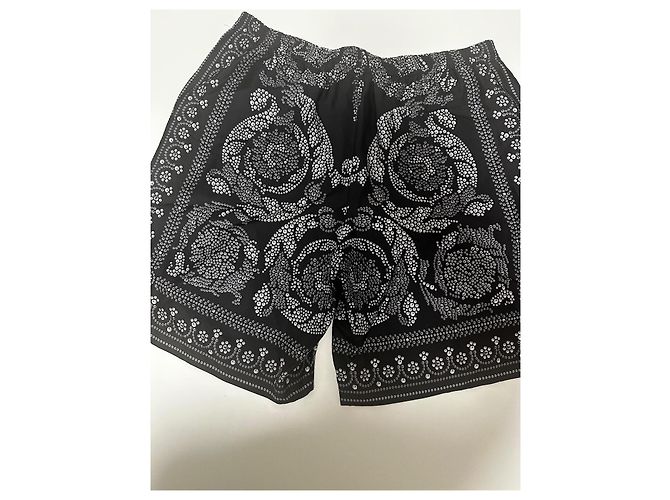 Pantaloni corti in seta Trompe L’Oeil Versace Nero Bianco - vista 6