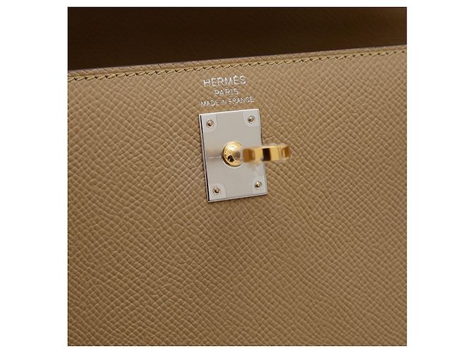 Sac à main Hermès Kelly 25 Beige - vue 4