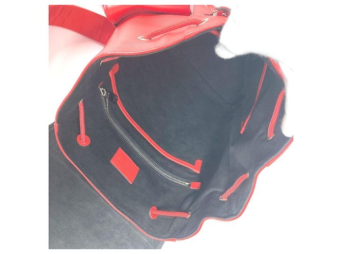 Louis Vuitton Epi Leather Christopher PM Backpack White Red - view 14