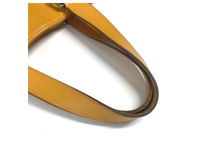 Borsa Tadao Damier Infini Louis Vuitton Giallo - vista 10