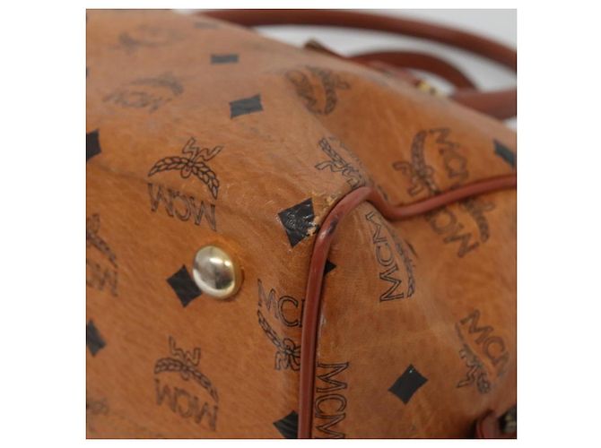Borsa Boston MCM Logogram Vicetos in pelle PVC marrone e oro Auth BA4039 D'oro - vista 16